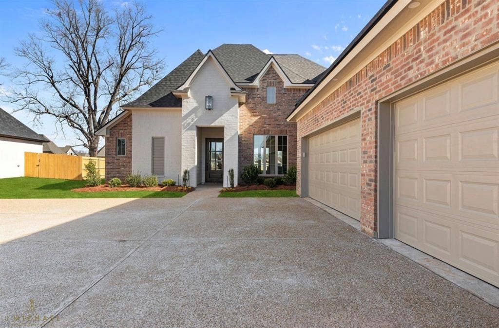267 poydras Avenue, Bossier City, LA 71111