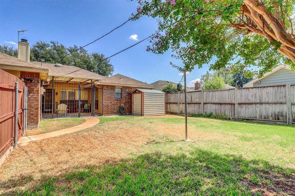 5235 Clover Haven Street, Dallas, TX 75227 5235 Clover Haven Street, Dallas, TX 75227