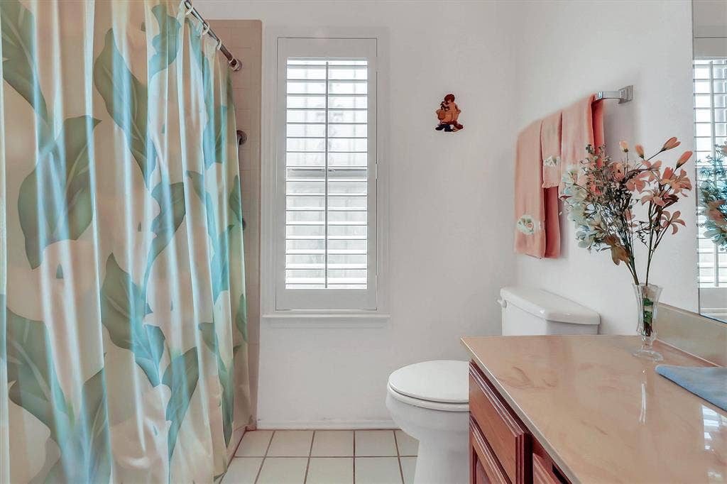 5235 Clover Haven Street, Dallas, TX 75227 5235 Clover Haven Street, Dallas, TX 75227