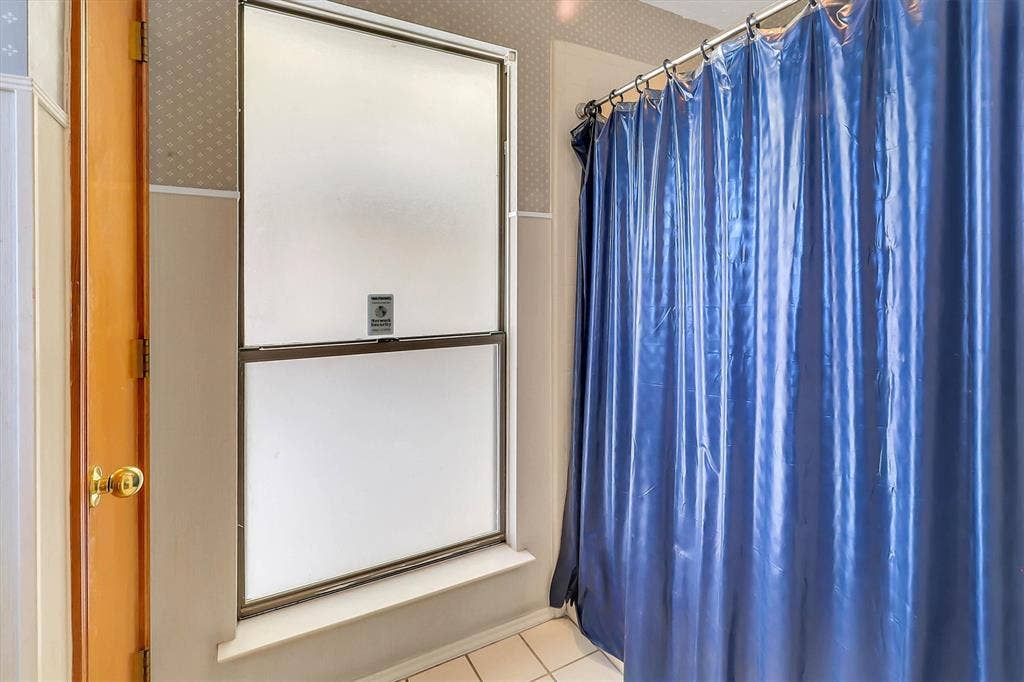 5235 Clover Haven Street, Dallas, TX 75227 5235 Clover Haven Street, Dallas, TX 75227