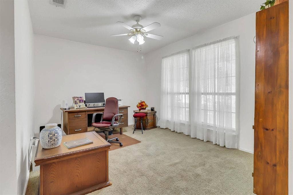 5235 Clover Haven Street, Dallas, TX 75227 5235 Clover Haven Street, Dallas, TX 75227