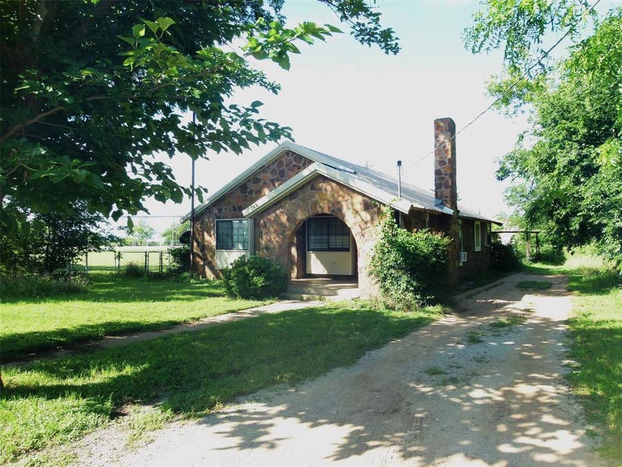 Property photo for 102 Mcdonald Drive, Early, TX