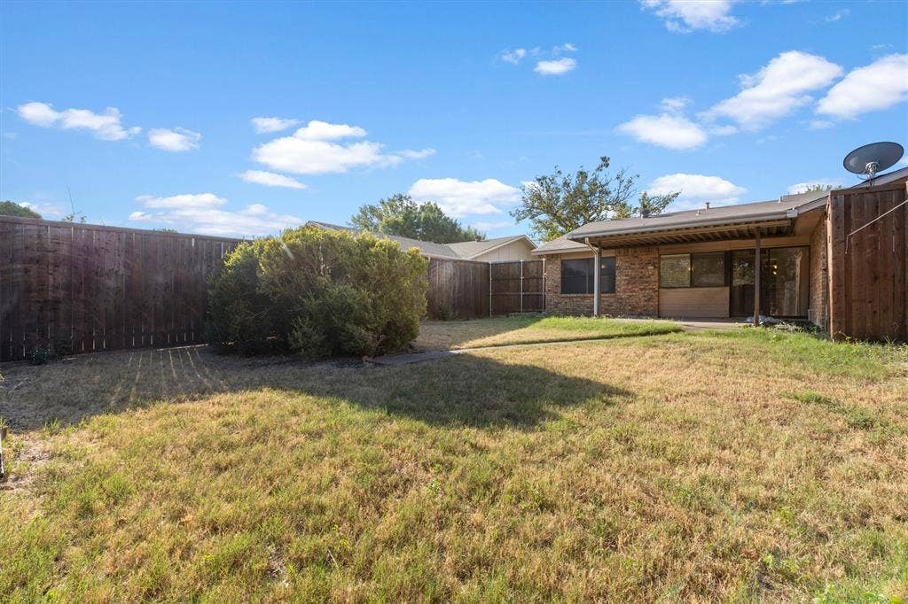 1129 Lombardy Drive, Plano, TX 75023 1129 Lombardy Drive, Plano, TX 75023