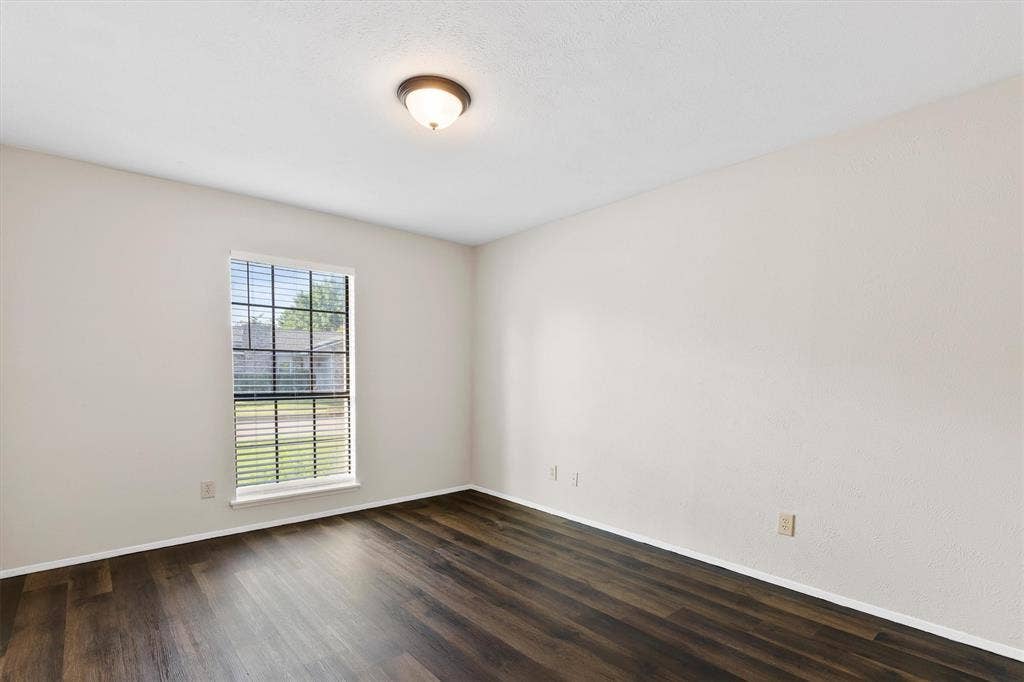 1129 Lombardy Drive, Plano, TX 75023 1129 Lombardy Drive, Plano, TX 75023