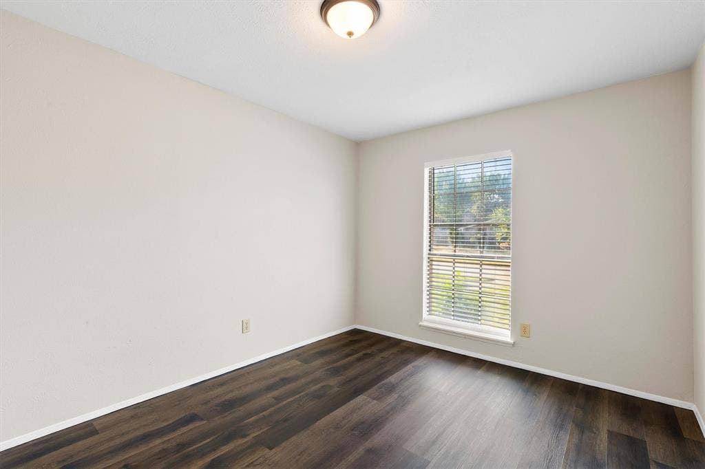 1129 Lombardy Drive, Plano, TX 75023 1129 Lombardy Drive, Plano, TX 75023