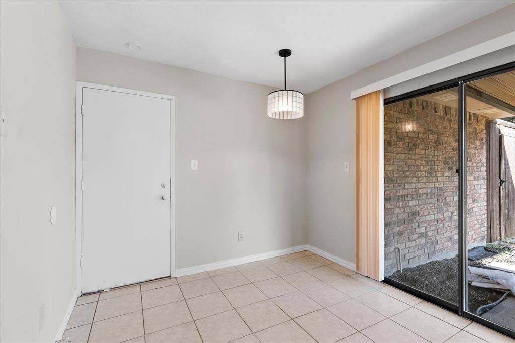 1129 Lombardy Drive, Plano, TX 75023 1129 Lombardy Drive, Plano, TX 75023