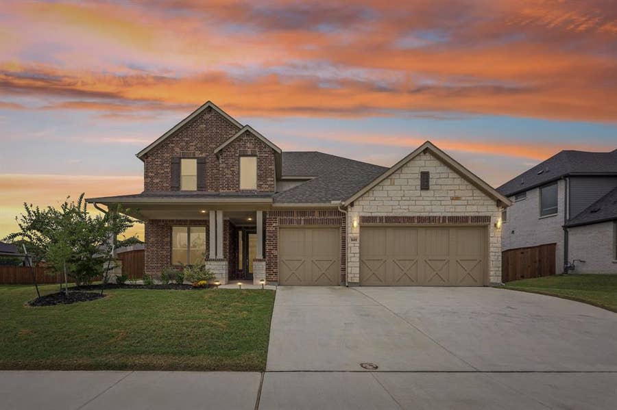 Property photo for 1601 Thunderbird Drive, Fort Worth, TX