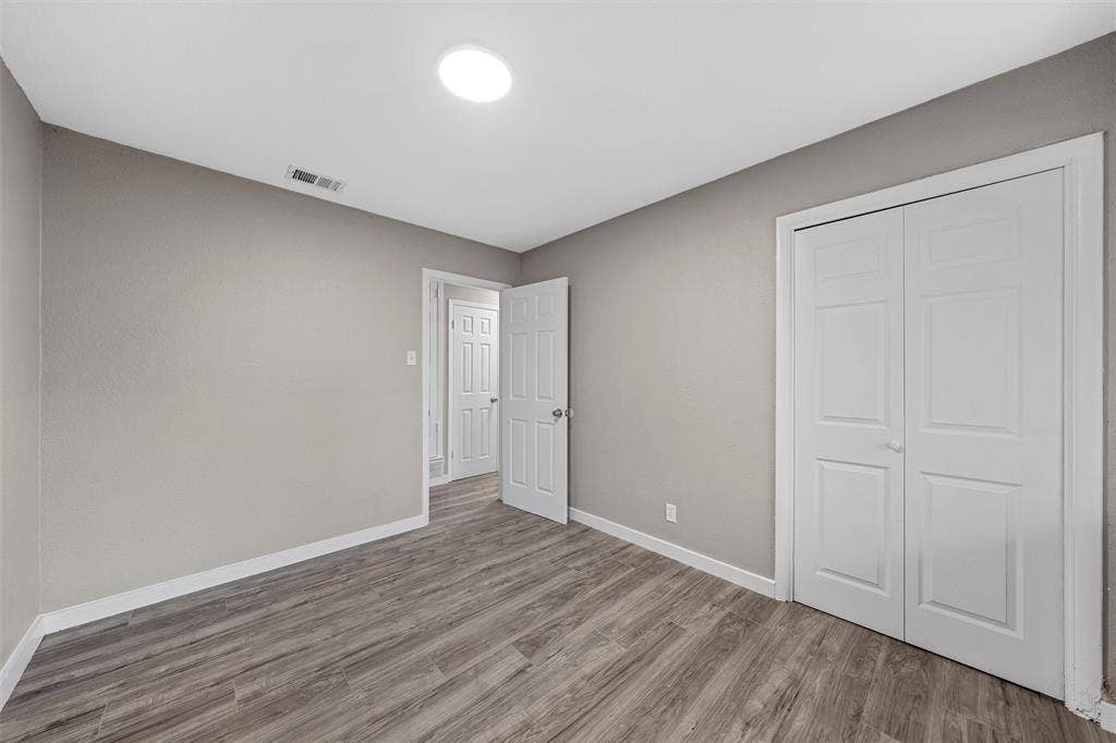311 S Barbara Street, Lacy Lakeview, TX 76705 311 S Barbara Street, Lacy Lakeview, TX 76705