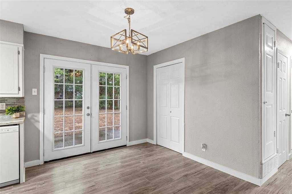 311 S Barbara Street, Lacy Lakeview, TX 76705 311 S Barbara Street, Lacy Lakeview, TX 76705