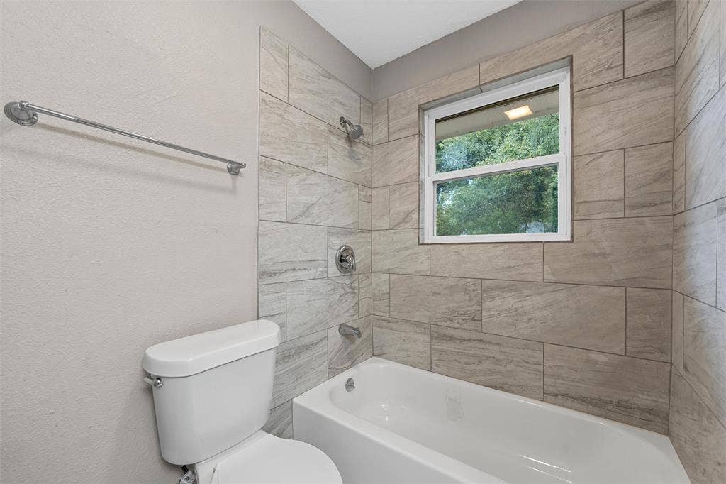 311 S Barbara Street, Lacy Lakeview, TX 76705 311 S Barbara Street, Lacy Lakeview, TX 76705