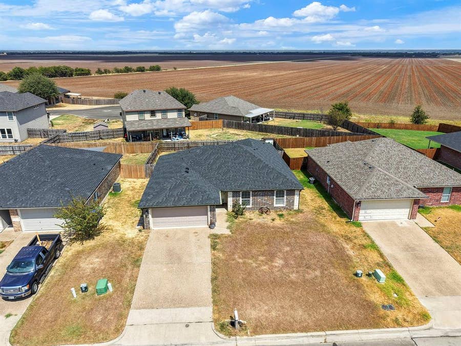 Property photo for 10620 Granada Drive, Waco, TX