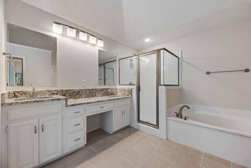 9021 Lakepointe Avenue, Rowlett, TX 75088 9021 Lakepointe Avenue, Rowlett, TX 75088