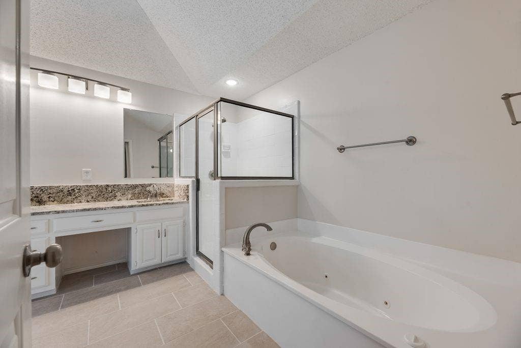 9021 Lakepointe Avenue, Rowlett, TX 75088 9021 Lakepointe Avenue, Rowlett, TX 75088