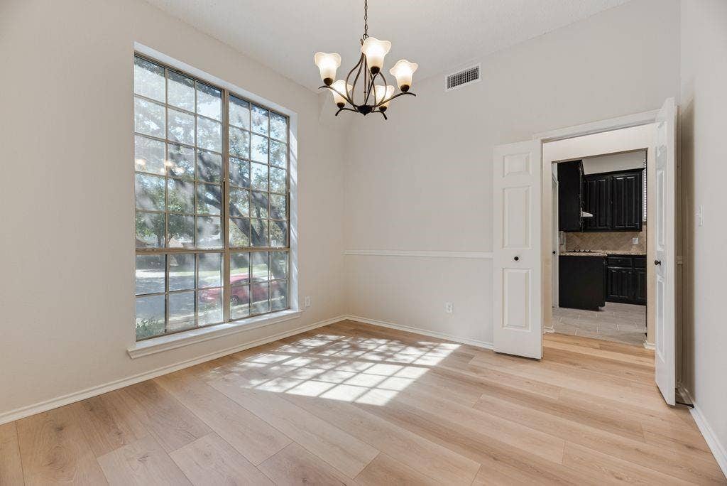 9021 Lakepointe Avenue, Rowlett, TX 75088 9021 Lakepointe Avenue, Rowlett, TX 75088