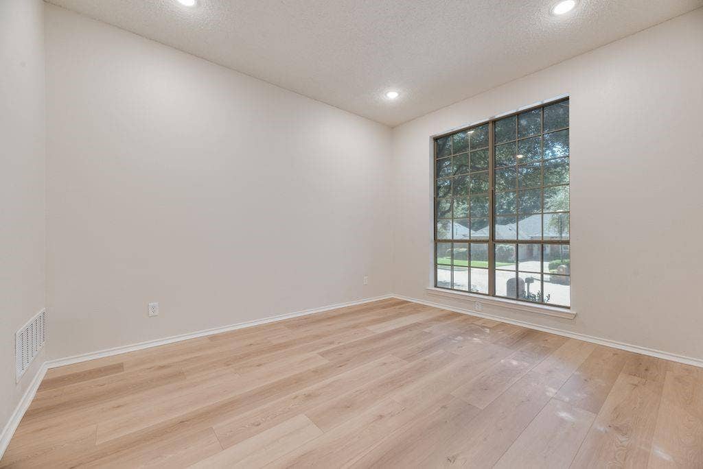 9021 Lakepointe Avenue, Rowlett, TX 75088 9021 Lakepointe Avenue, Rowlett, TX 75088