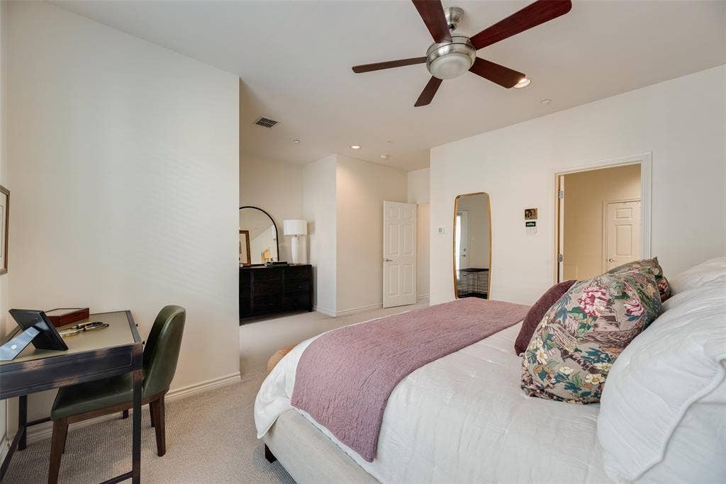4411 Mckinney Avenue, #16, Dallas, TX 75205 4411 Mckinney Avenue, #16, Dallas, TX 75205