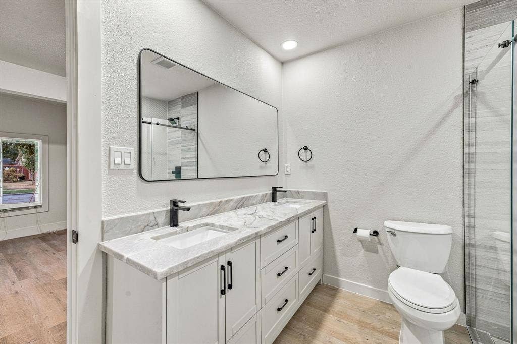 13706 Janwood Lane, Farmers Branch, TX 75234 13706 Janwood Lane, Farmers Branch, TX 75234