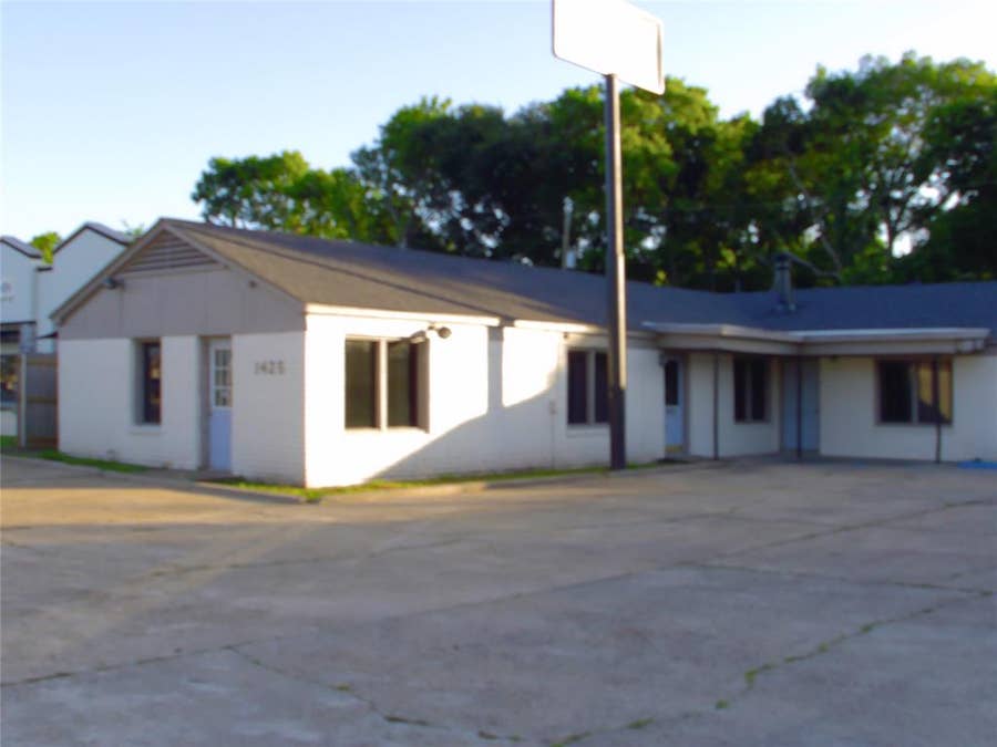 Property photo for 1425 Airline Drive, Bossier City, LA