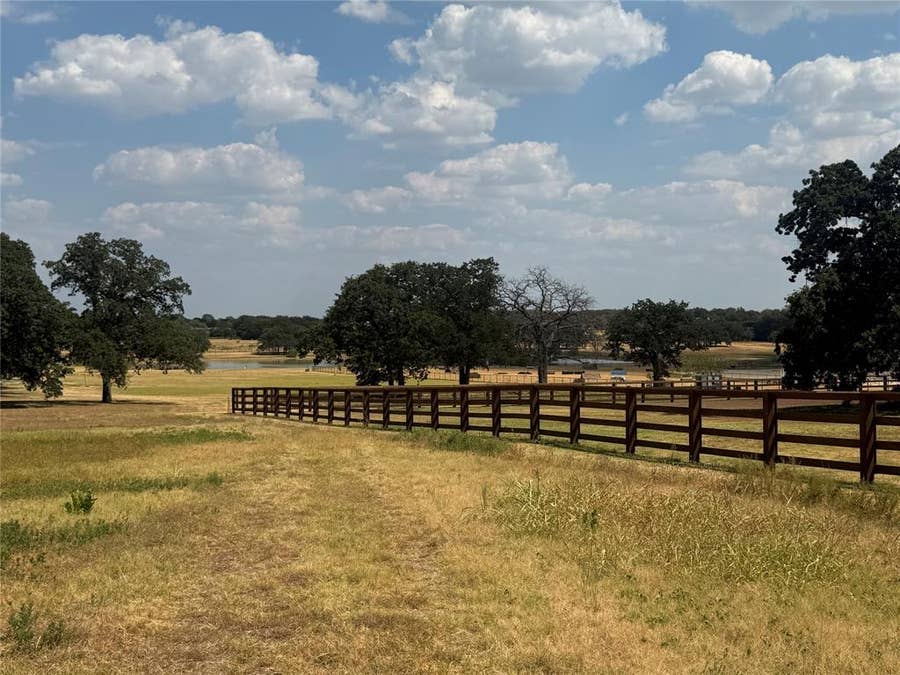 Property photo for 831 Porter Road, Bartonville, TX