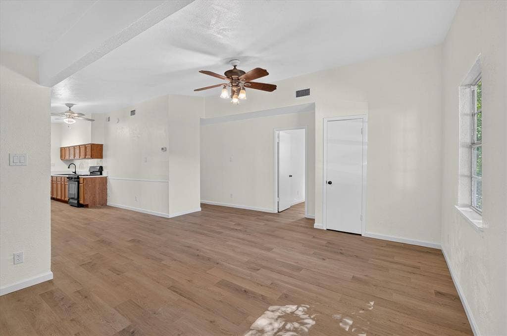 1018 Jardin Drive, Mesquite, TX 75149