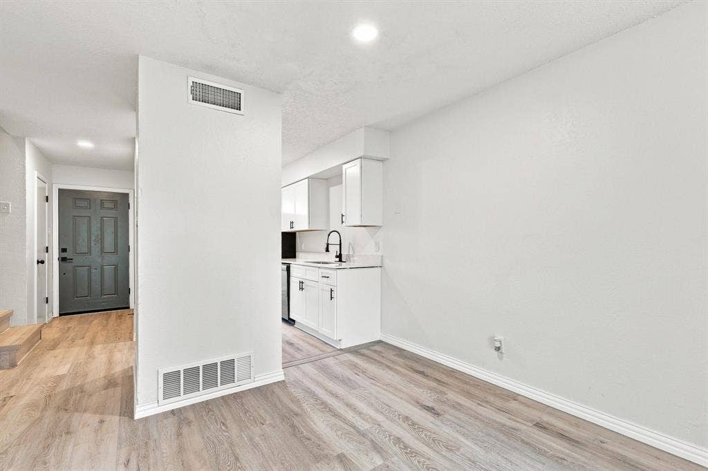 8108 Foxfire Lane, #D, White Settlement, TX 76108 8108 Foxfire Lane, #D, White Settlement, TX 76108
