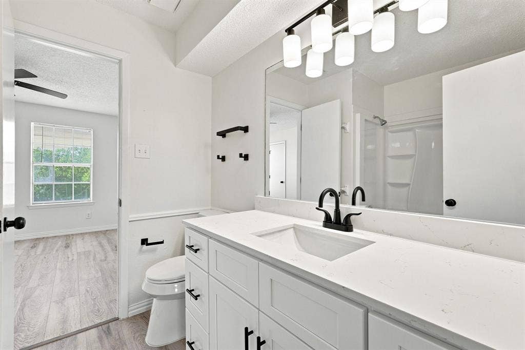 8108 Foxfire Lane, #D, White Settlement, TX 76108 8108 Foxfire Lane, #D, White Settlement, TX 76108