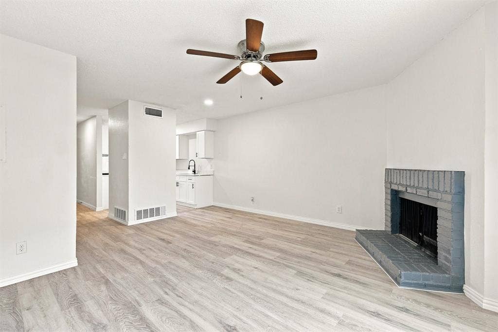 8108 Foxfire Lane, #D, White Settlement, TX 76108 8108 Foxfire Lane, #D, White Settlement, TX 76108