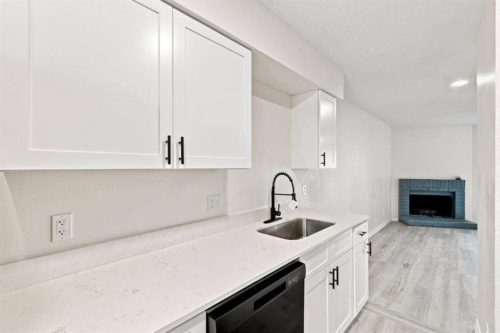 8108 Foxfire Lane, #D, White Settlement, TX 76108 8108 Foxfire Lane, #D, White Settlement, TX 76108