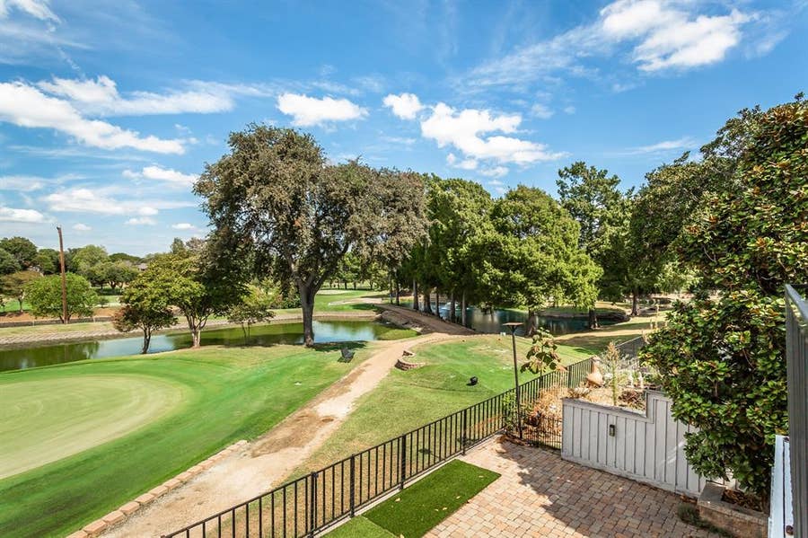 Property photo for 2925 Country Place Circle, Carrollton, TX
