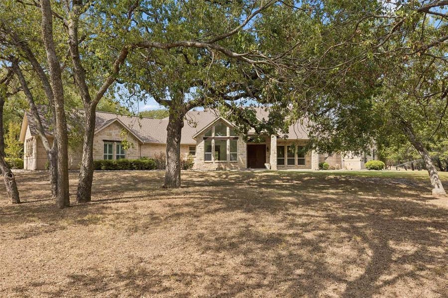 Property photo for 111 Driftwood Ranch Trail, Weatherford, TX