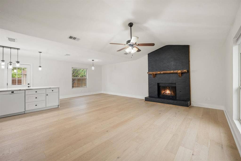 4541 Hartford Drive, Plano, TX 75093 4541 Hartford Drive, Plano, TX 75093