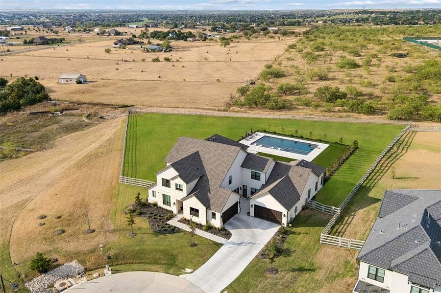 Property photo for 2618 Cayenne Drive, Argyle, TX