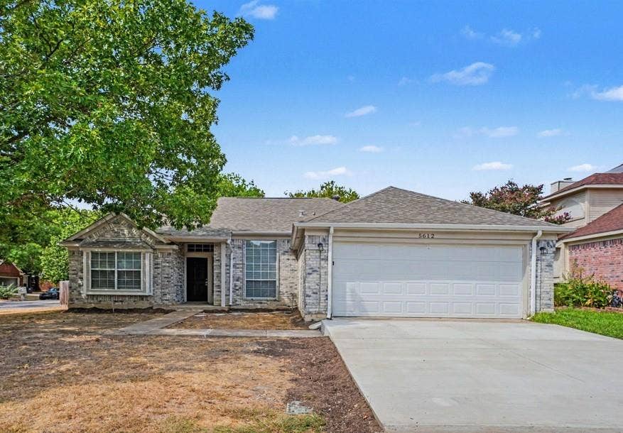 Property photo for 5612 Greenwich Drive, Arlington, TX