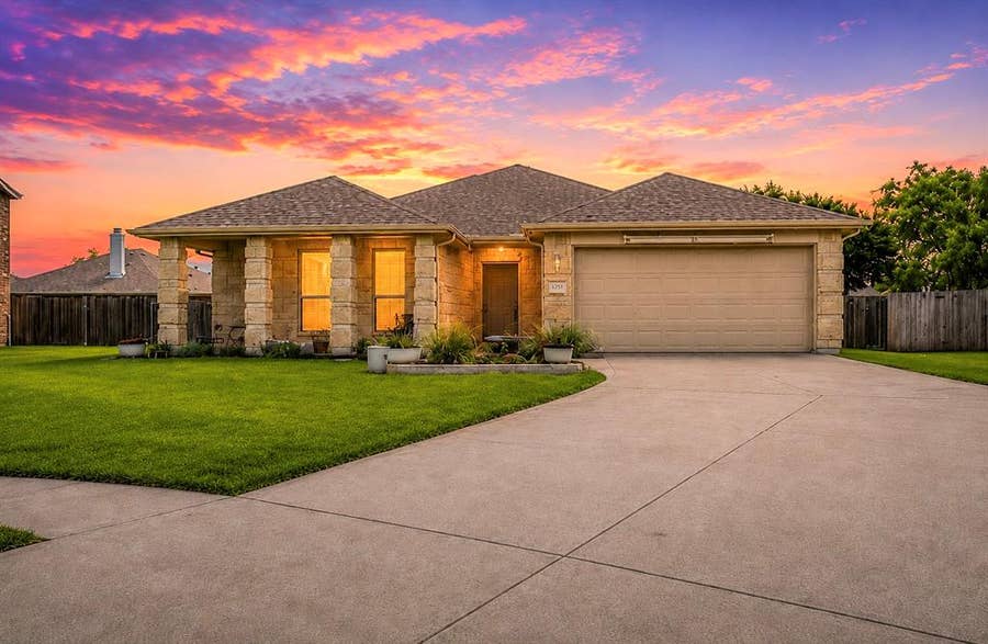 Property photo for 3324 Overstreet Lane, Royse City, TX