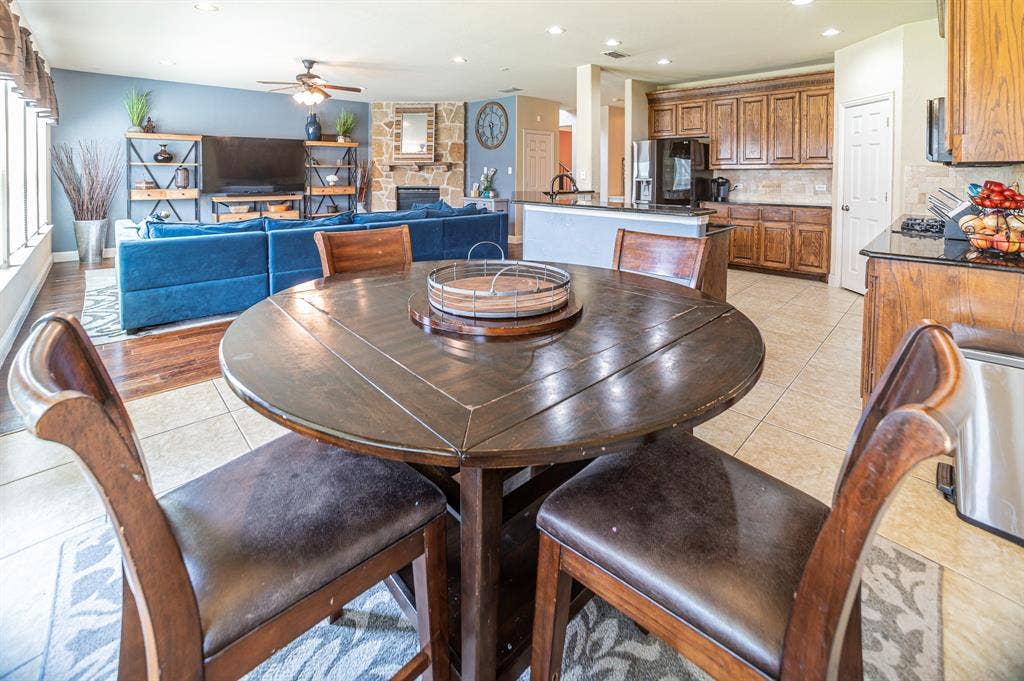 3039 Rosina, Grand Prairie, TX 75054 3039 Rosina, Grand Prairie, TX 75054