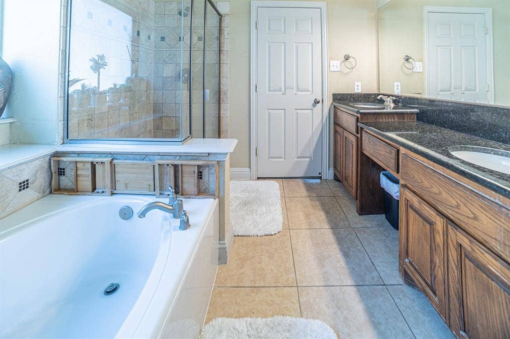 3039 Rosina, Grand Prairie, TX 75054 3039 Rosina, Grand Prairie, TX 75054