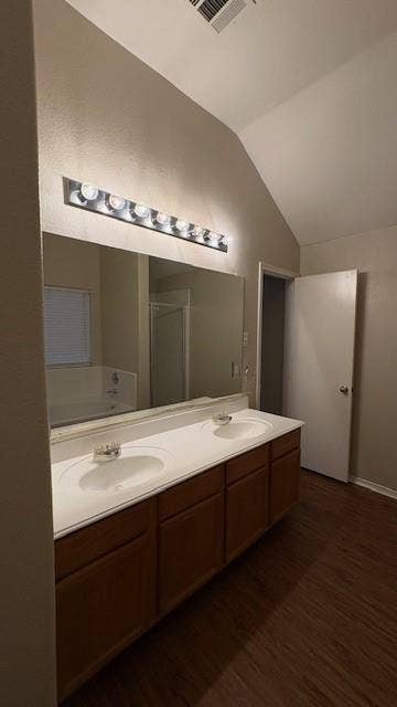 6602 Sandgate Drive, Arlington, TX 76002 Primary Bathroom has dual sinks!