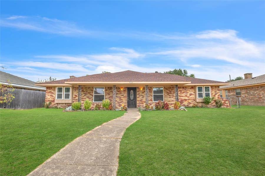 Property photo for 7117 Rolling Fork Drive, Dallas, TX