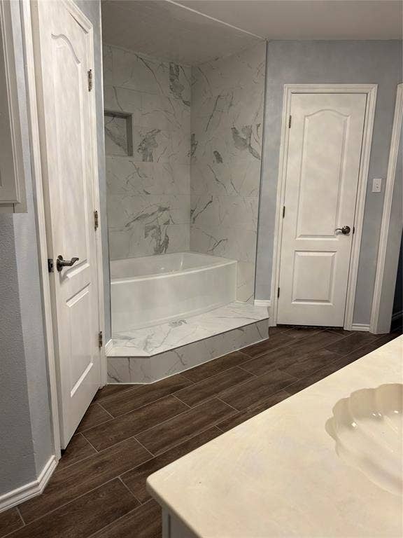 109 Waldman Drive, Gun Barrel City, TX 75156 Built-in soaking tub