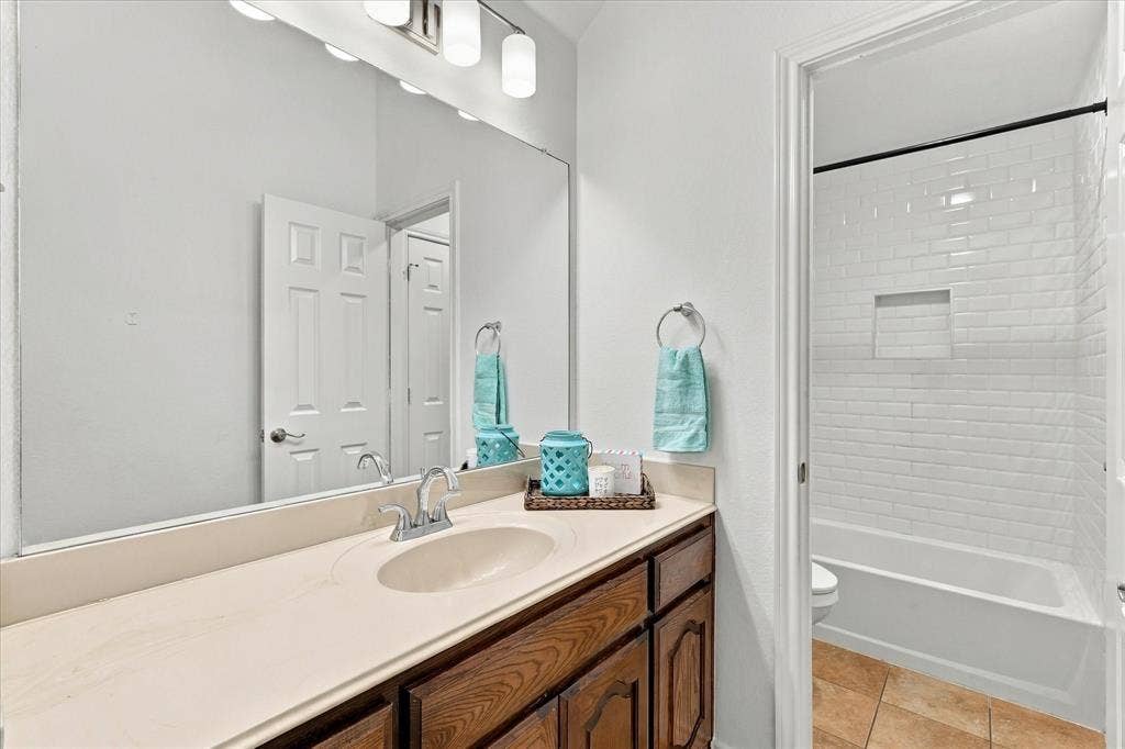 1329 Bateman Lane, Celina, TX 75009 1329 Bateman Lane, Celina, TX 75009