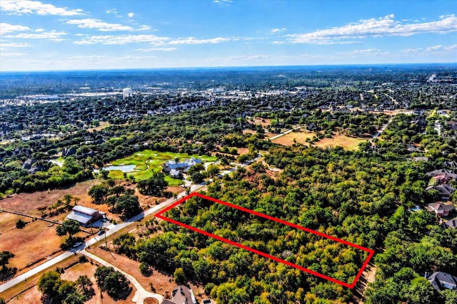 Property photo for 8949 Indian Knoll Trail, Keller, TX