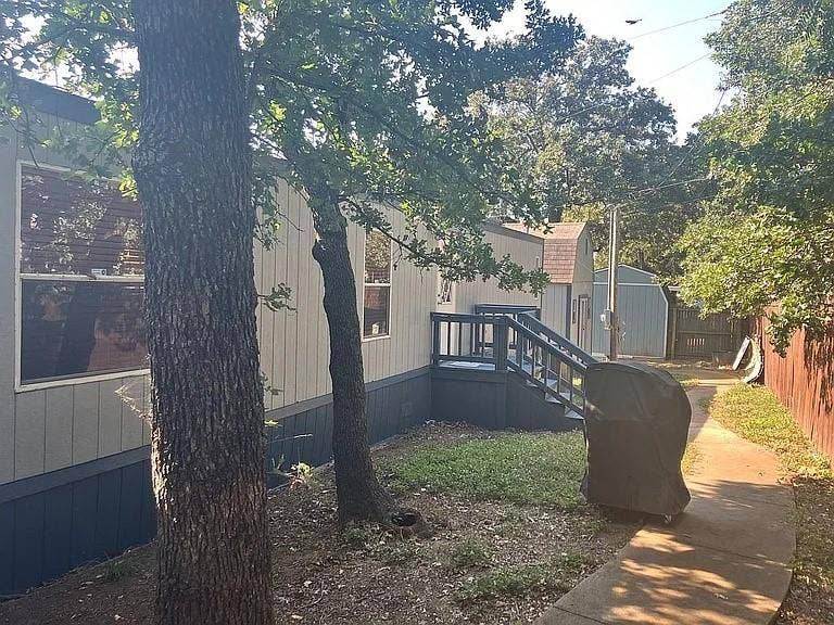 5200 Lake Shore Lane, Denton, TX 76208 5200 Lake Shore Lane, Denton, TX 76208
