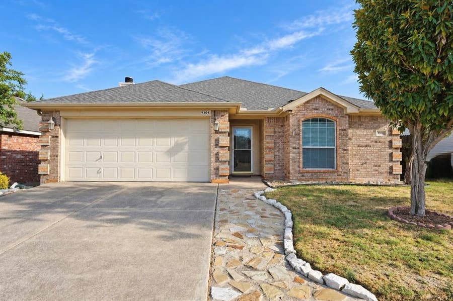 Property photo for 9304 Marilyn Court, White Settlement, TX