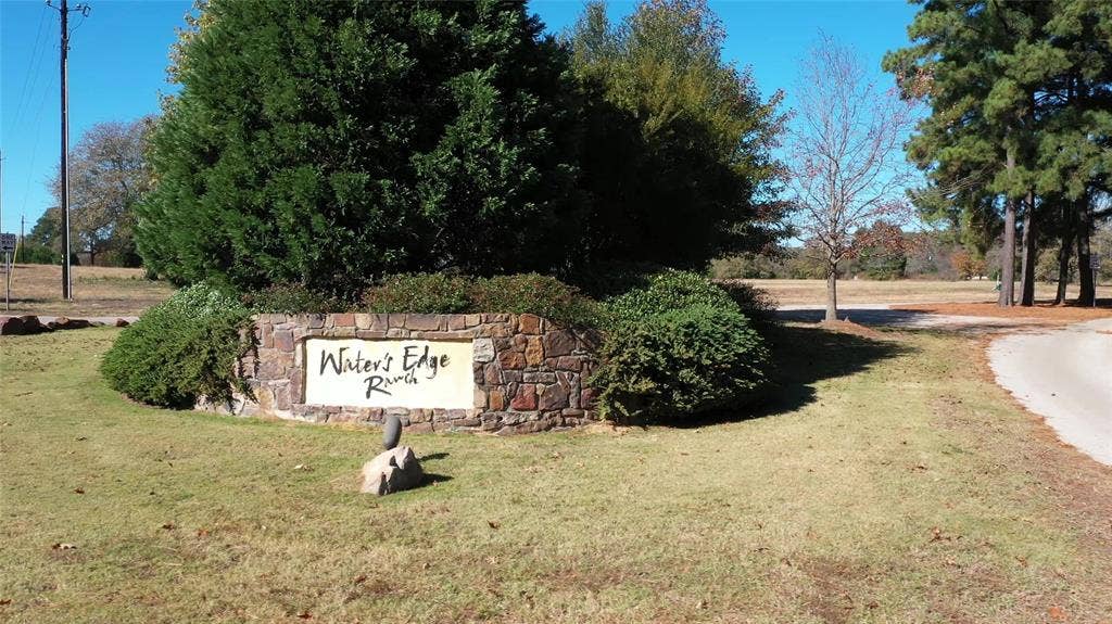 4830 Bridle View Court, Athens, TX 75752 Entrance