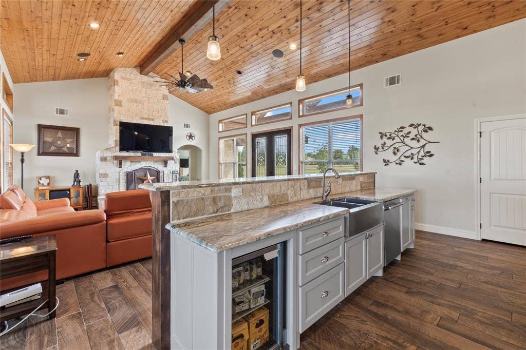 4830 Bridle View Court, Athens, TX 75752 4830 Bridle View Court, Athens, TX 75752