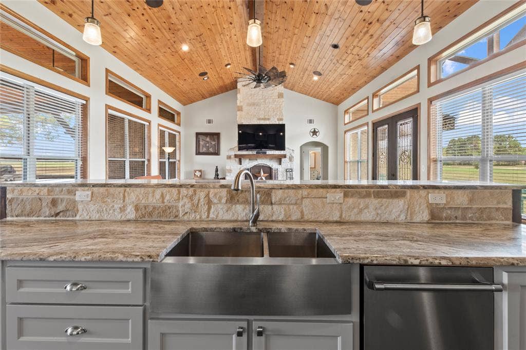 4830 Bridle View Court, Athens, TX 75752 4830 Bridle View Court, Athens, TX 75752
