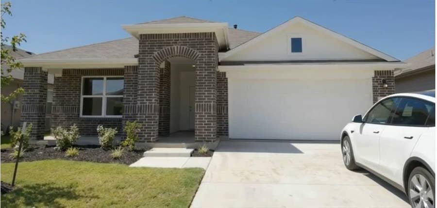 Property photo for 16625 LAGUNA VISTA Street, Fort Worth, TX