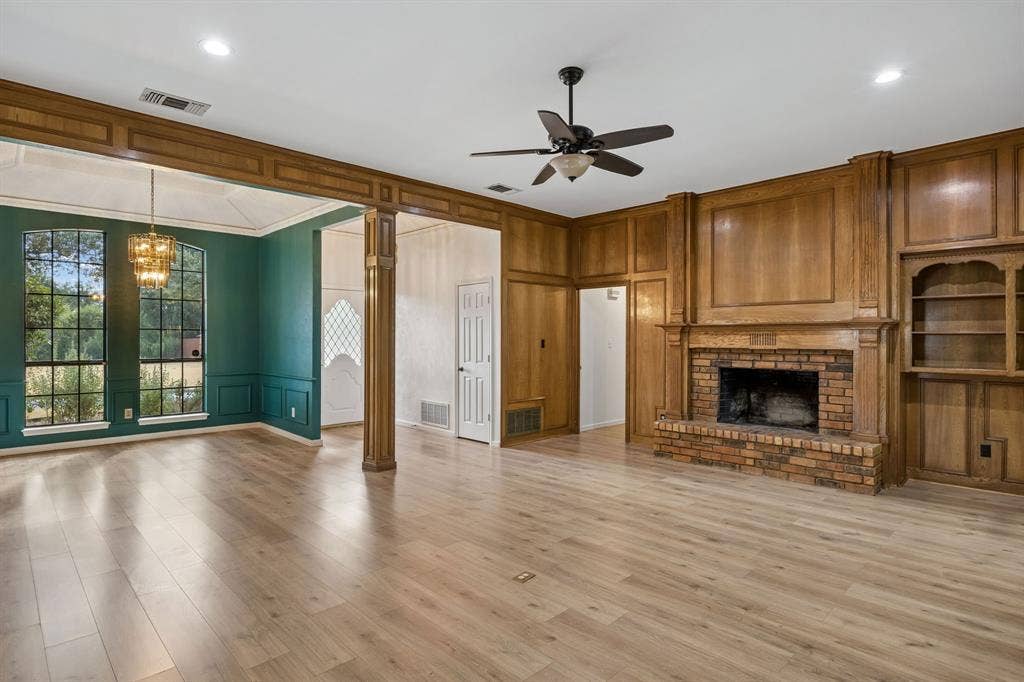 10123 Candlebrook Drive, Dallas, TX 75243 10123 Candlebrook Drive, Dallas, TX 75243