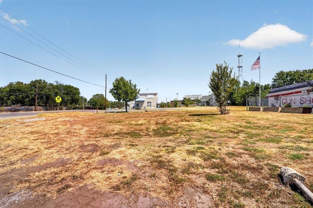 2648 W Scyene Road, Mesquite, TX 75149 2648 W Scyene Road, Mesquite, TX 75149