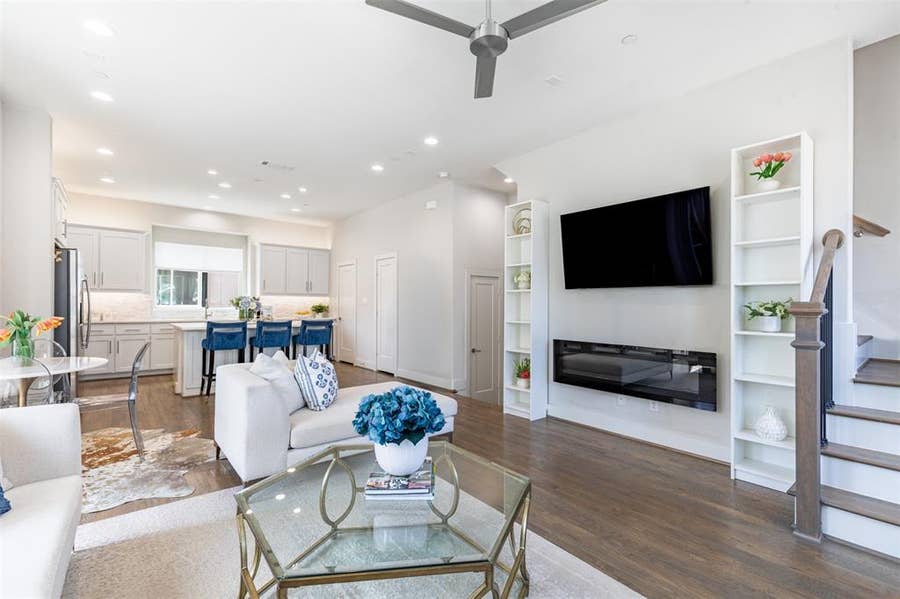 Property photo for 4914 Live Oak Street, #10, Dallas, TX